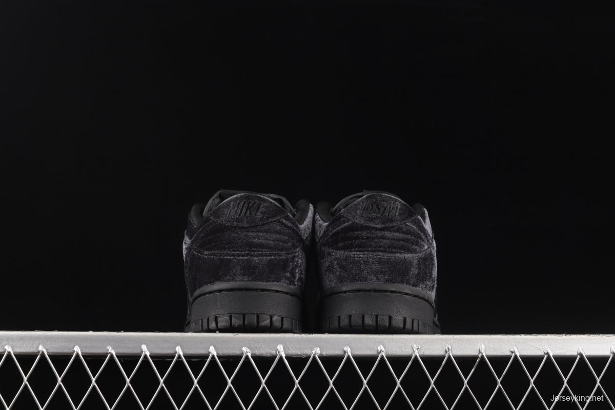 Dover Street Market x NIKE DUNK Low Triple Black Black Valentine's Day SB Slam Dunk Series low-top skateboard shoes DH2686-002