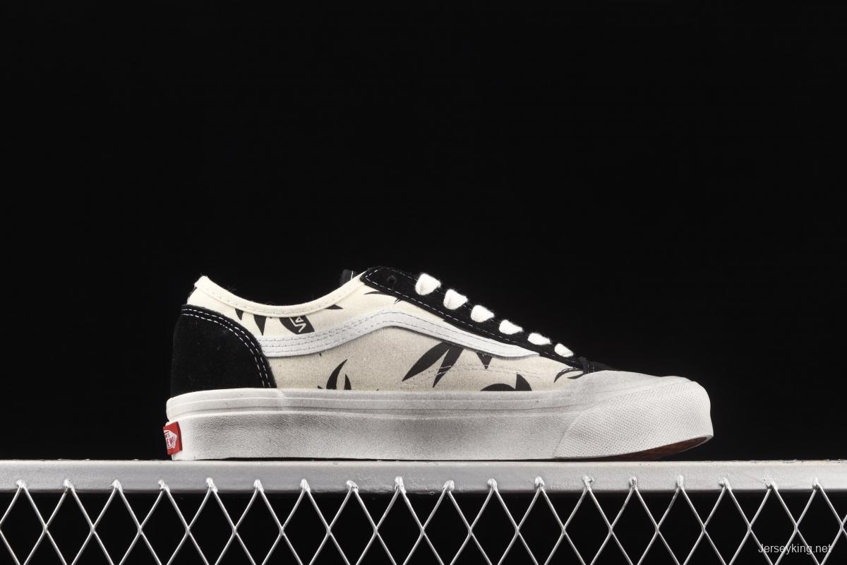 Vans Style 36 Cecon SF half-moon Baotou white print black maple leaf to make the old low-top shoes VN0A3MVLK0A