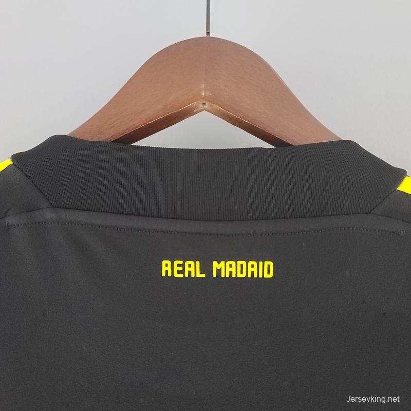 Vintage Real Madrid 11/12 Goalkeeper Black Jersey