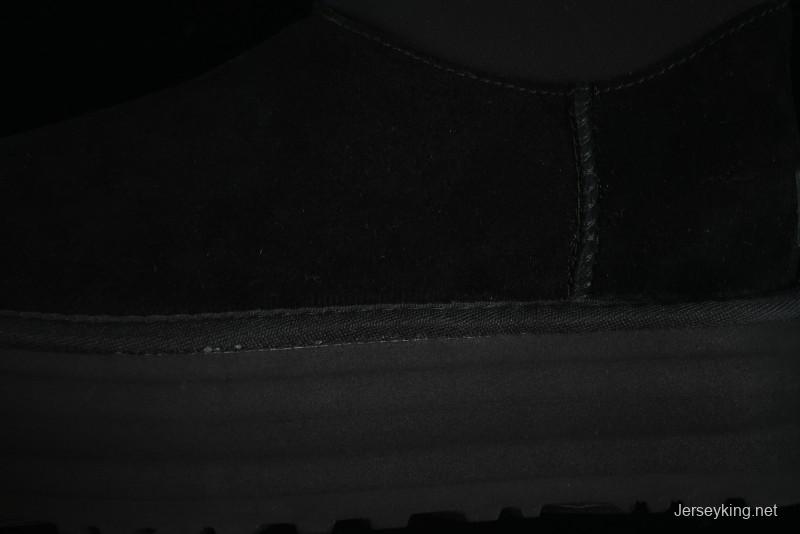 UGG Dakota 5CM Classic Wool Snow Boots with TREADLITE Outsole - 1168170