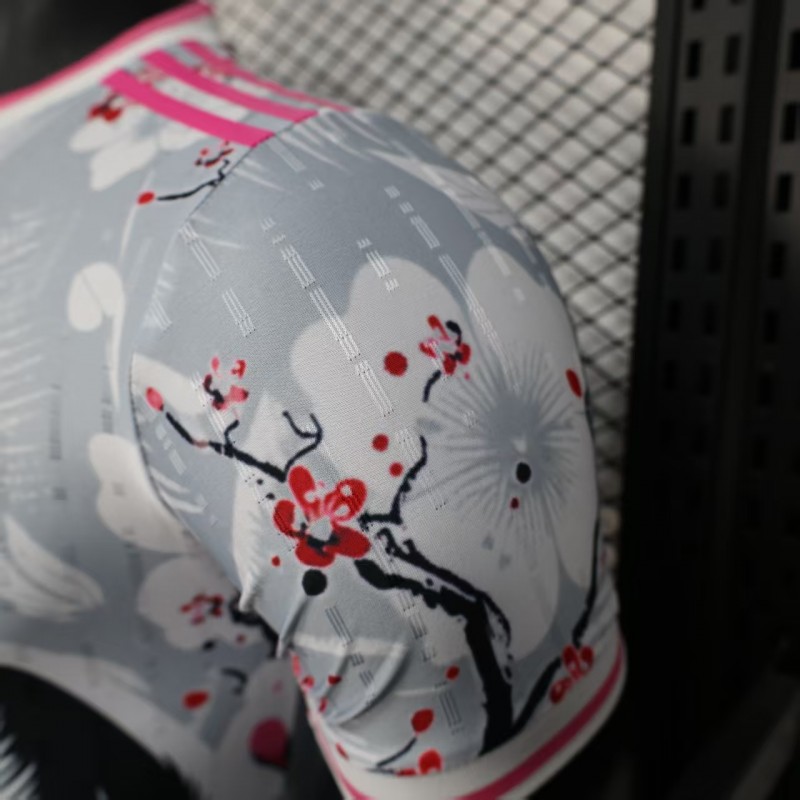 Player Version 2025 Japan White with Fox and Cherry Blossom Pattern Jersey