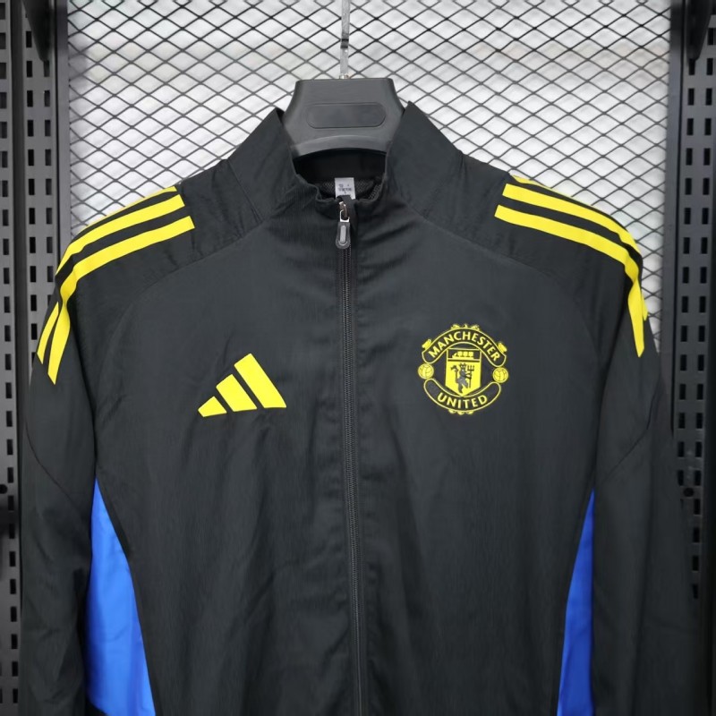 25/26 Manchester United Black Windbreaker (with Inner Lining)