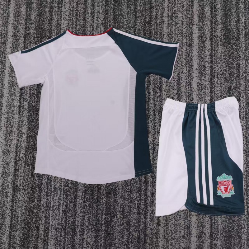 Retro Kids 06/08  Liverpool Away Jersey