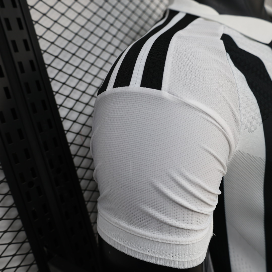 Player Version 26/27 Juventus Black & White Stripe Gold Detail Home Jersey