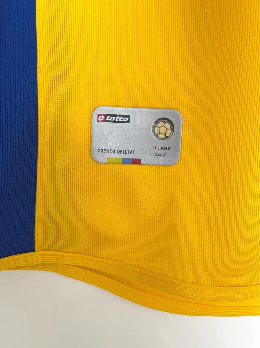 Retro 2003-05 Colombia Home Jersey